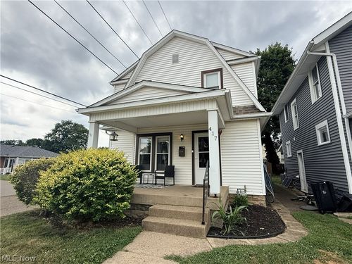 417 Gooding Ave Nw, New Philadelphia, OH, 44663-4108 | Card Image