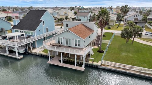 22110 Deaf Smith Dr, Galveston, TX, 77554 | Card Image