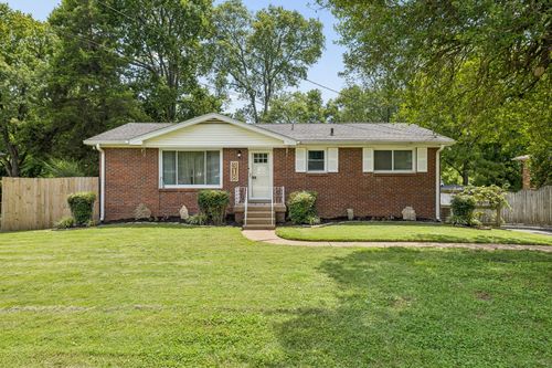318 Jacksonian Dr, Hermitage, TN, 37076-1908 | Card Image