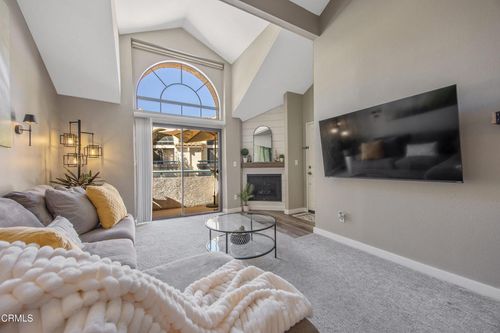 574-18106 Erik Ct, Canyon Country, CA, 91387 | Card Image