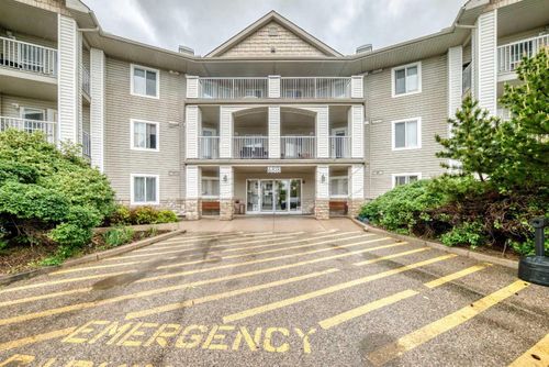 3340-6818 Pinecliff Grove Ne, Calgary, AB, T1Y7L2 | Card Image