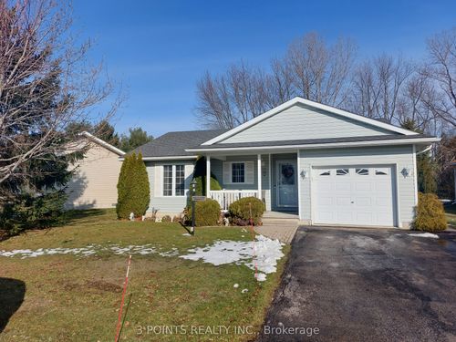 371 Shannon Blvd, Grand Bend, ON, N0M1T0 | Card Image