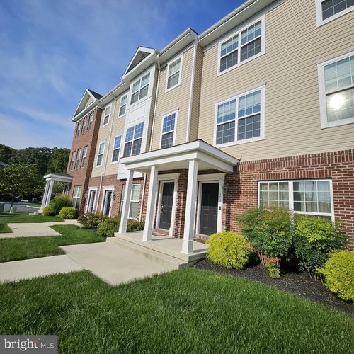 109 Kramer Ct, Florence, NJ, 08518-4034 | Card Image