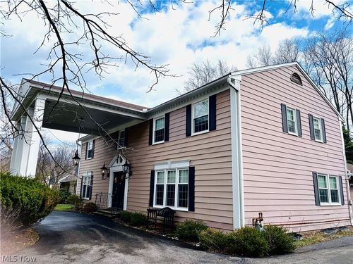 26570 Hendon Rd, Beachwood, OH, 44122-2430 | Card Image