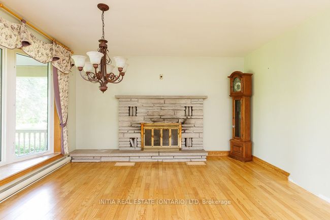 37364 Londesboro Rd, Home with 3 bedrooms, 2 bathrooms and 20 parking in Goderich ON | Image 13