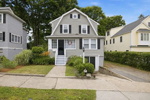 11 Crescent Hill Ave, Lexington, MA, 02420-2801 | Card Image