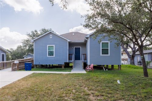 341 Woodlawn St, Sinton, TX, 78387-3229 | Card Image