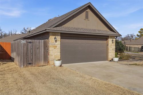 10045 Sw 22nd St, Yukon, OK, 73099-5032 | Card Image