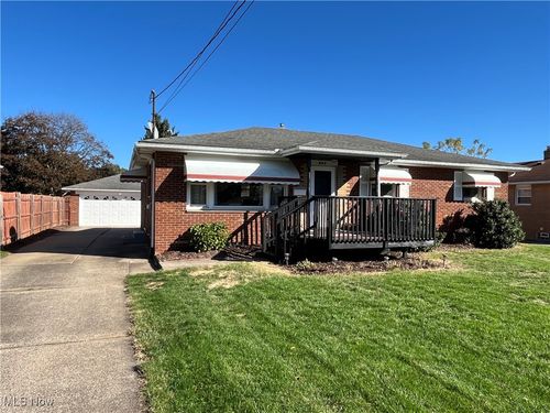591 Ingalls Rd, Akron, OH, 44312-2320 | Card Image