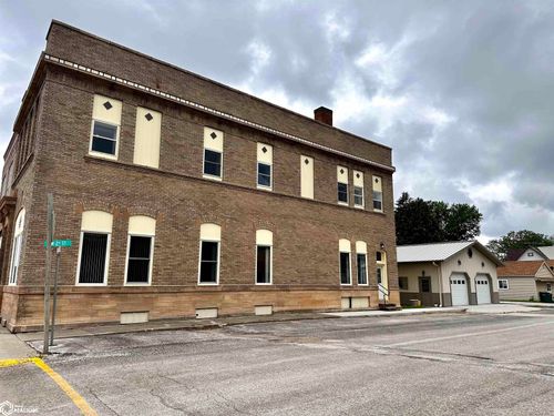 122 N Main Street, Kanawha, IA, 50447 | Card Image