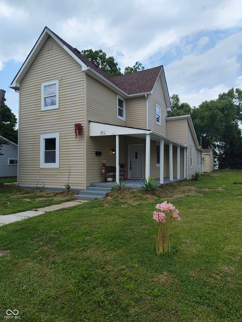 302 E 6th St, Alexandria, IN, 46001-2611 | Card Image