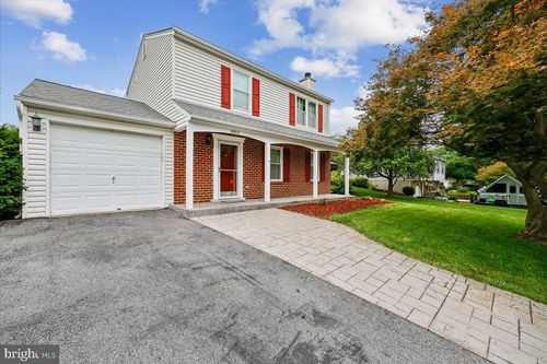 10417 Carlyn Ridge Rd, DAMASCUS, MD, 20872-2158 | Card Image