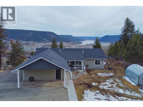 266 Woodland Dr, Williams Lake, BC, V2G4P9 | Card Image