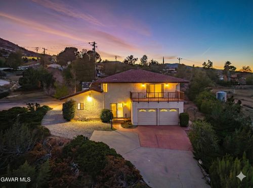 36421 Oliver Ln, Palmdale, CA, 93551-7943 | Card Image