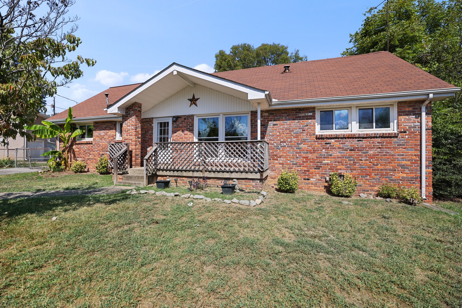 Whorley Dr, Nashville, TN 37217