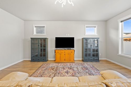 4712 W Coyote St W, Moses Lake, WA, 98837 | Card Image