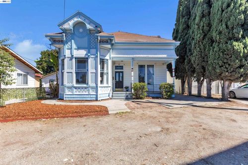 22354 Western Blvd, Hayward, CA, 94541-3948 | Card Image