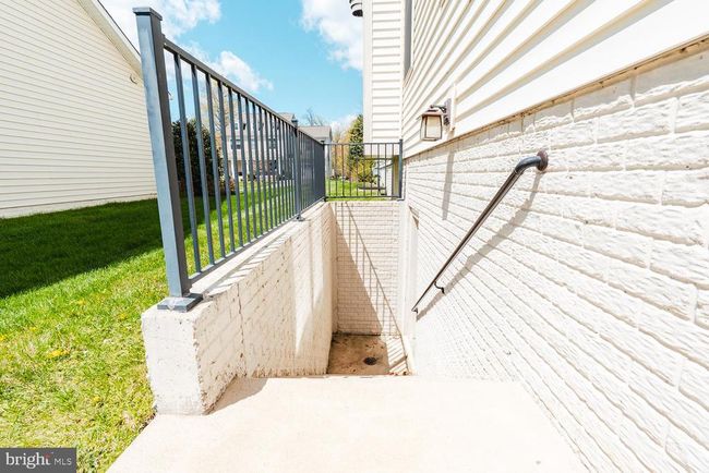 24814 Barrington Grove Ct, House other with 5 bedrooms, 5 bathrooms and null parking in Aldie VA | Image 26