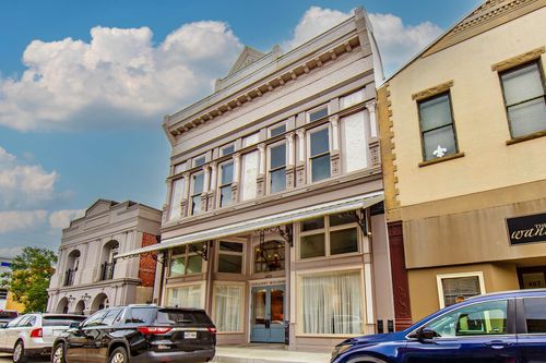 405 W 3rd St, Thibodaux, LA, 70301-3013 | Card Image