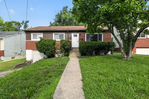 5987 Sunridge Dr, Cincinnati, OH, 45224-2737 | Card Image