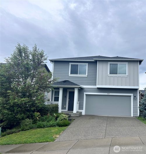 8325 39th St Ne, Marysville, WA, 98270-7102 | Card Image