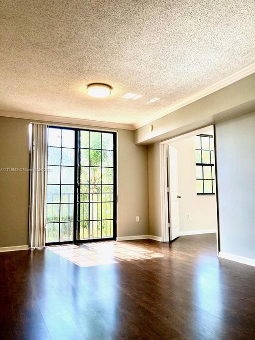 apt-321a-1919 Van Buren St, Hollywood, FL, 33020-7814 | Card Image