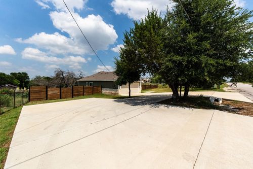 1110 County Road 1045, Lampasas, TX, 76550-3449 | Card Image