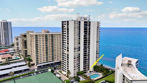 204-5420 N Ocean Dr, Riviera Beach, FL, 33404-2543 | Card Image