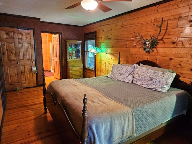 Master Bedroom | Image 19