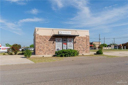 7344 E Us Highway 83, Rio Grande City, TX, 78582-6113 | Card Image