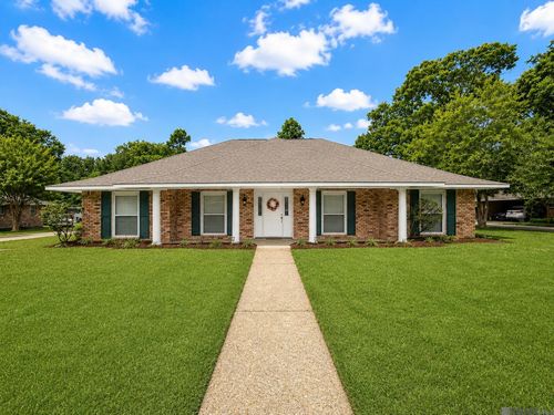 3108 Woodland Ridge Blvd, Baton Rouge, LA, 70816-2586 | Card Image