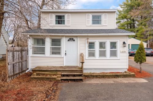 1255 County Road C E, Maplewood, MN, 55109-1059 | Card Image