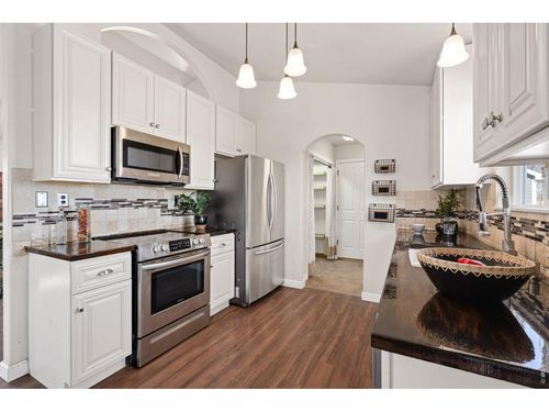 3208 Iron Horse Way, Wellington, CO, 80549-3020 | Card Image