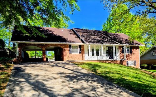 1239 Lakewood Cir, Washington, WV, 26181-8008 | Card Image