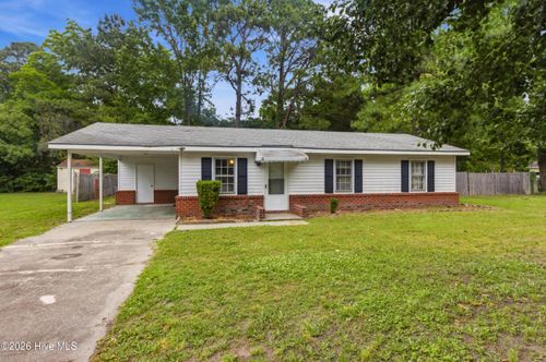 347 Jeanette St, Winterville, NC, 28590-8896 | Card Image
