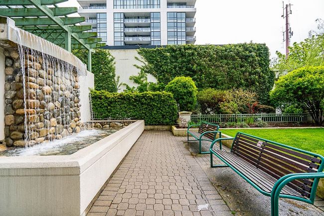1102 - 140 E 14 Th Street, Condo with 1 bedrooms, 1 bathrooms and 1 parking in North Vancouver BC | Image 24