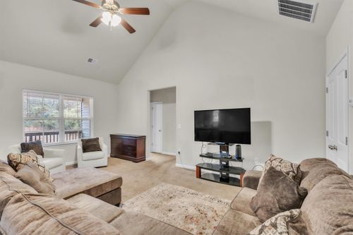 10 N Plainview Dr, Greenville, SC, 29611-7260 | Card Image