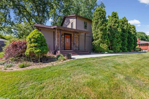 38661 Jahn Street, Livonia, MI, 48152 | Card Image