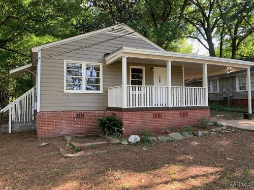 1960 Yarbrough St, Montgomery, AL, 36110-2242 | Card Image