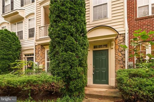 22997 Bulwark Ter, BRAMBLETON, VA, 20148-5676 | Card Image