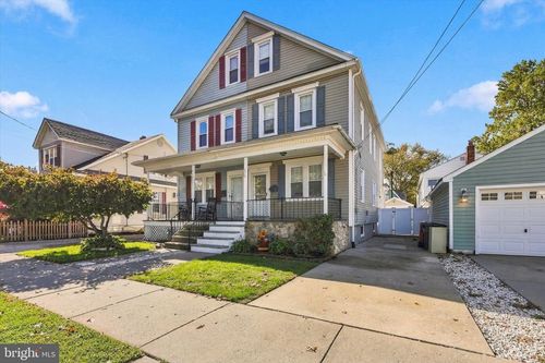270 Monroe St, BRISTOL, PA, 19007-4212 | Card Image