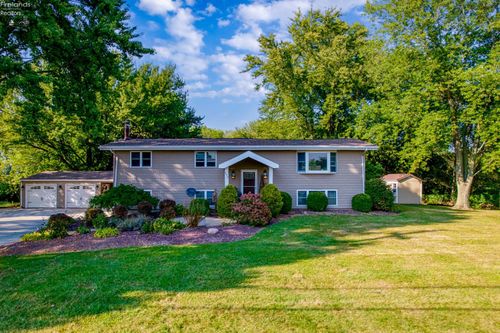 803 Bogart Rd, Huron, OH, 44839-9531 | Card Image