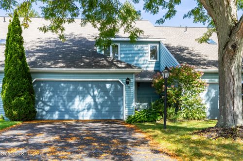 21 Standish Drive, Bethlehem, NY, 12077 | Card Image