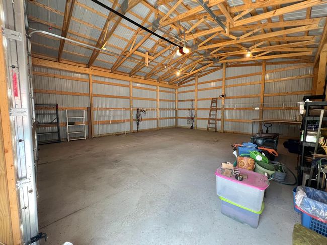 Inside shop | Image 10