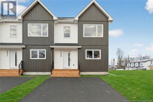 215 Donat Cres, Dieppe, NB, E1A9L5 | Card Image