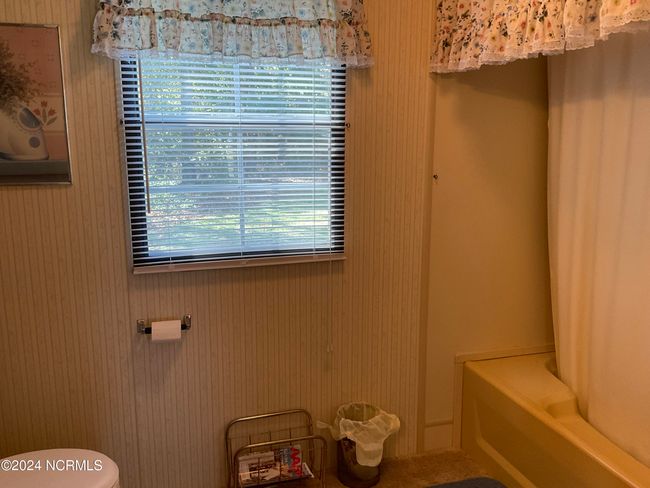 Master Bathroom | Image 20