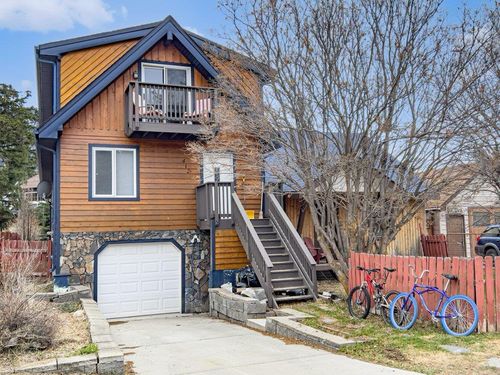 412 Cougar Street, Home with 5 bedrooms, 4 bathrooms and 2 parking in Banff AB | Card Image