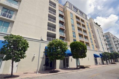 312 - 7275 Sw 90th Way, Condo with 2 bedrooms, 2 bathrooms and null parking in Miami FL | Image 2