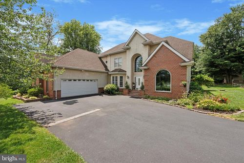 423 N Guernsey Rd, WEST GROVE, PA, 19390-9206 | Card Image