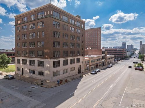 1700 Olive St, Saint Louis, MO, 63103-1721 | Card Image